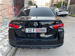 نيسان فيرسا